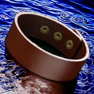 Brass snap closure vintage brown leather thick strap bracelet, 9"